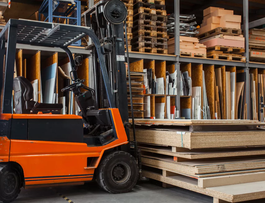 supply chiain-consolidation warehouse