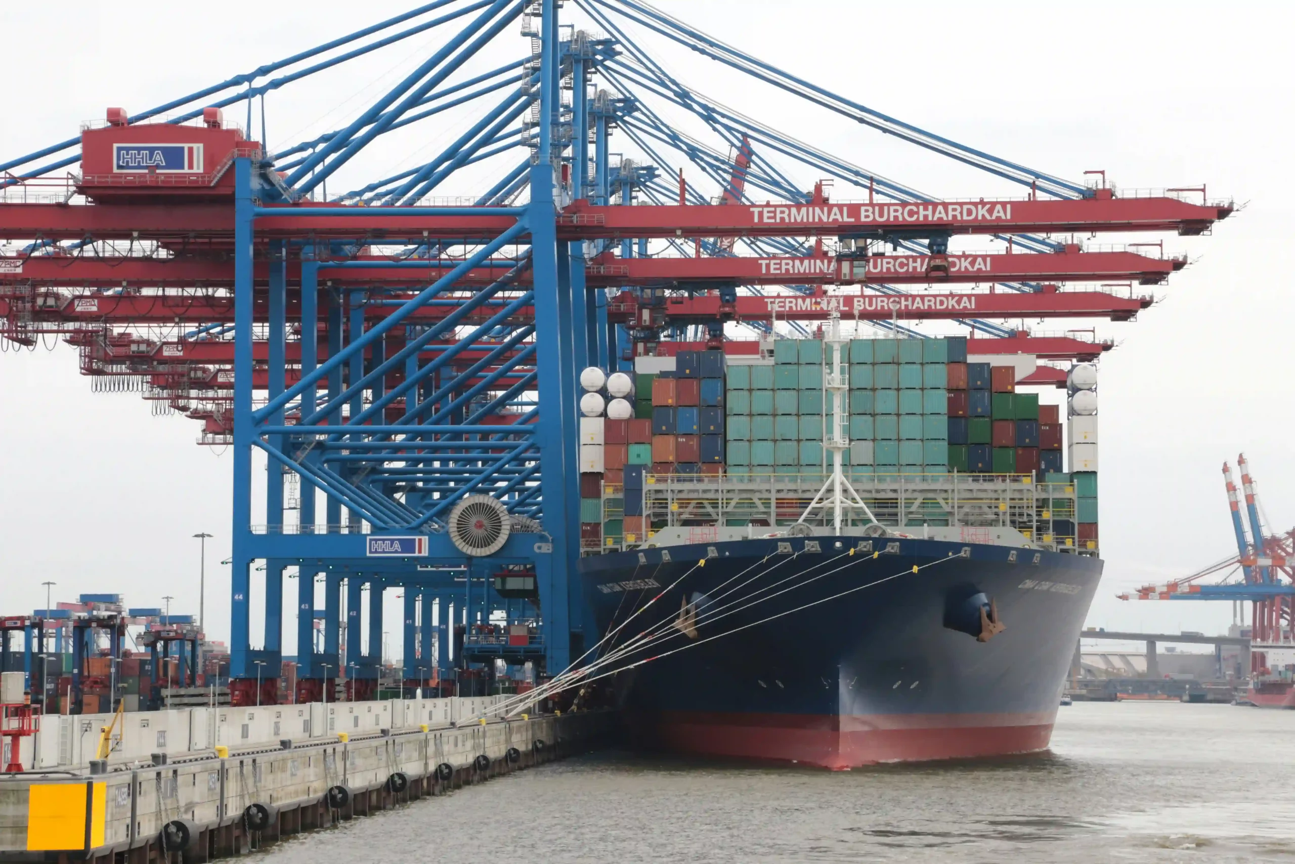 port and ship